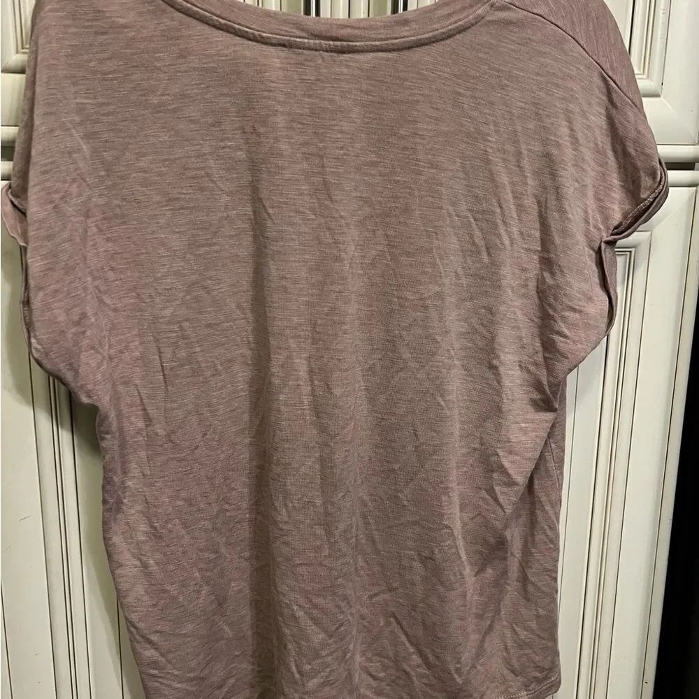 jessica simpson green v-neck shirt M